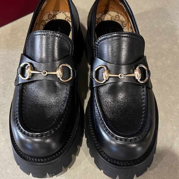 GUCCI - Chunky Loafer - Picture 1 of 8